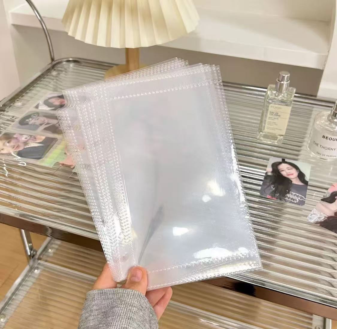 紙、カバー、カード入りのアルバム購入リンク